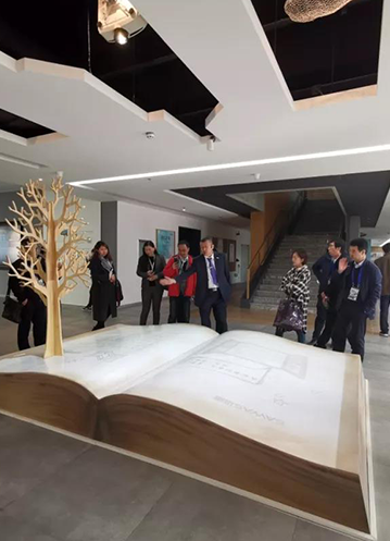 森鷹窗業(yè)，迎來《中外管理》“中國造·隱形冠軍”案例訪學(xué)團(tuán)參觀