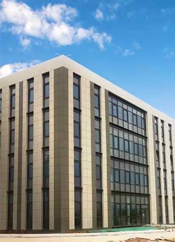 森鷹南京第一樘窗正式下線，制造基地火力全開！